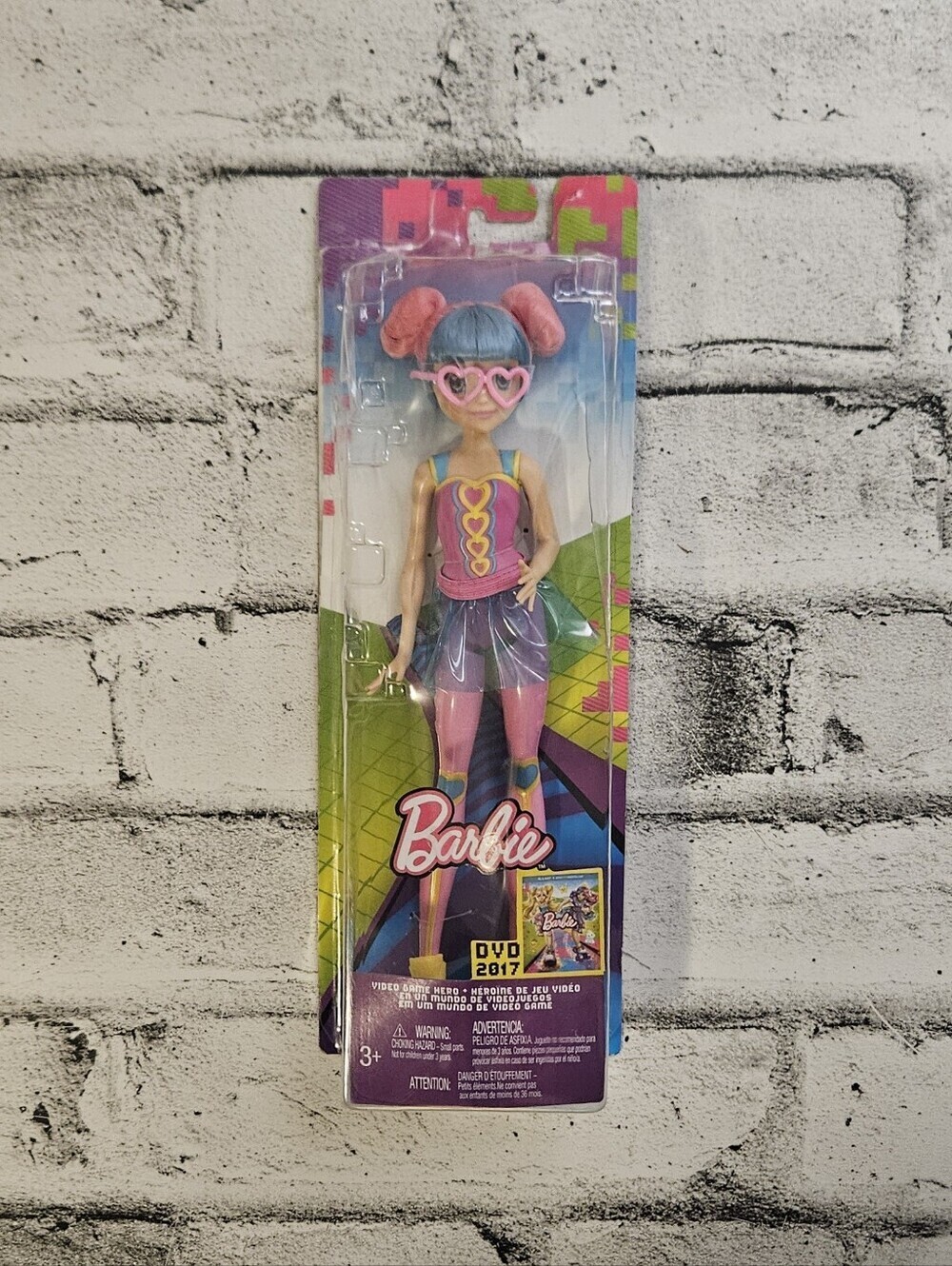 Barbie Video Game Hero Doll 2017 Pink Blue Hair NIB Mattel